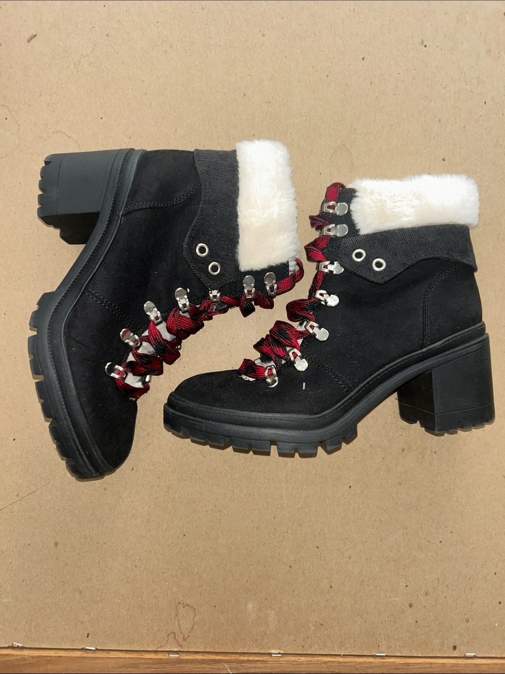 Jellypop Black Faux-Fur Trim Lace-Up Block Heel Boots with Red Laces